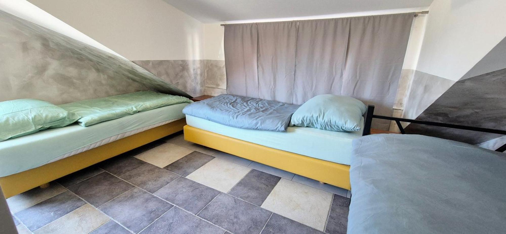 Bled Lesce Station Rooms And Beds Zewnętrze zdjęcie
